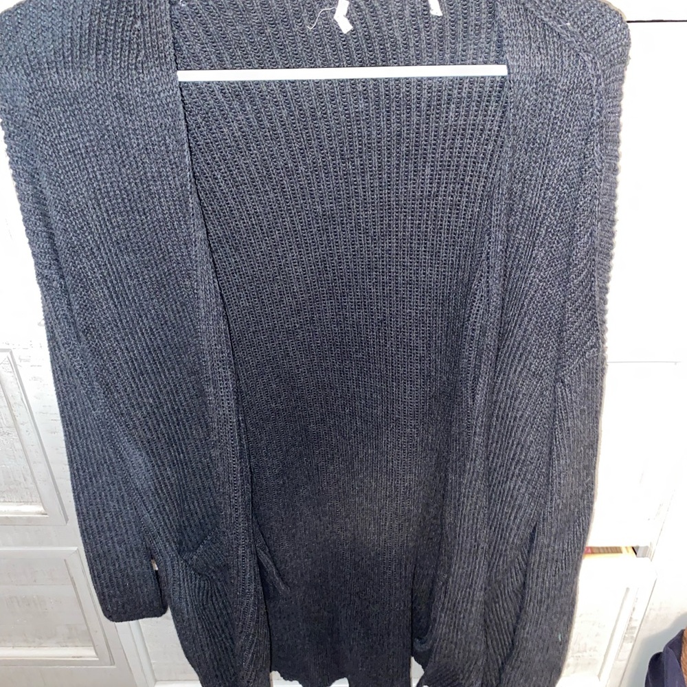 Cardigans - Picture 3 of 8